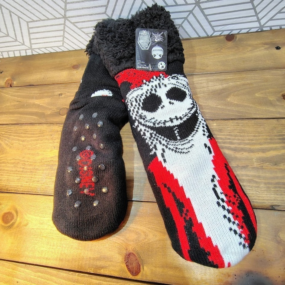 NIGHTMARE BEFORE CHRISTMAS WOMENS SLIPPER SOCKS SIZE 4-10 BLACK THICK COZY NEW
